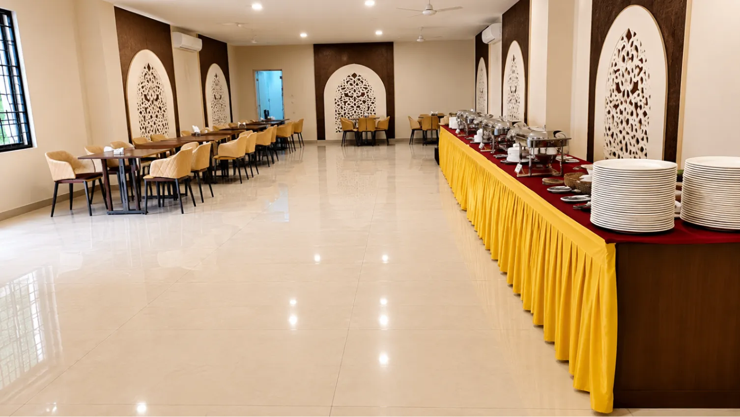 Banquet Hall 